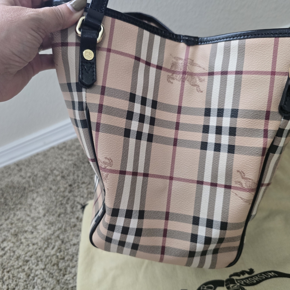 Burberry Haymarket Canterbury Tote Bag - Picture 8 of 16